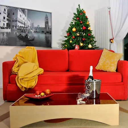 شقة Maestrale كاوْرلي